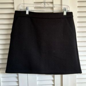 Loft womens quilted mini skirt sz 6 black